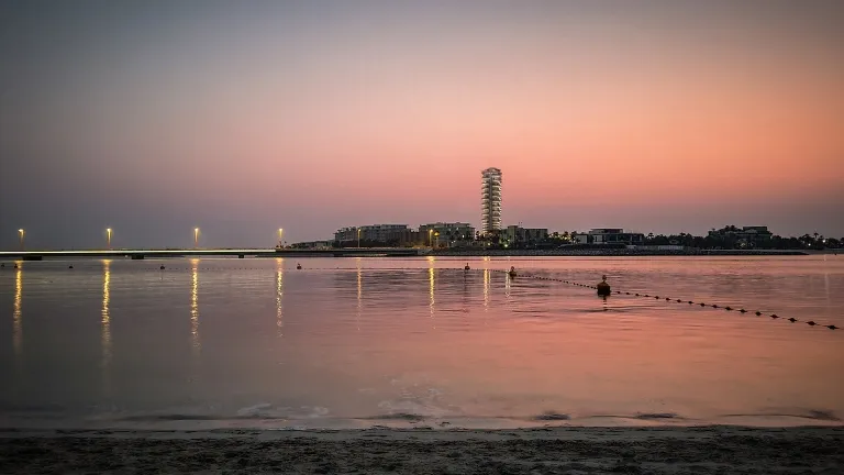 Buying Off-Plan Property in Dubai: How Luxury Buyers Should Assess Build Specifications